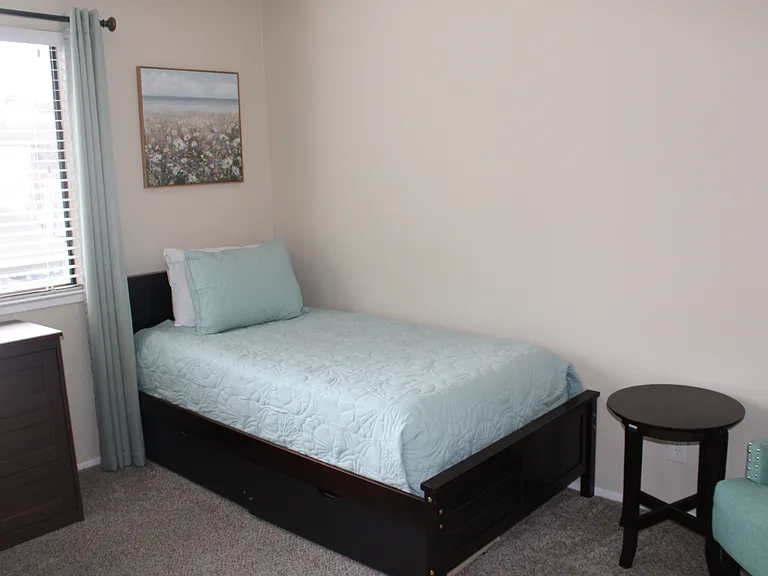 1216 Maywood Ln — Photo 27