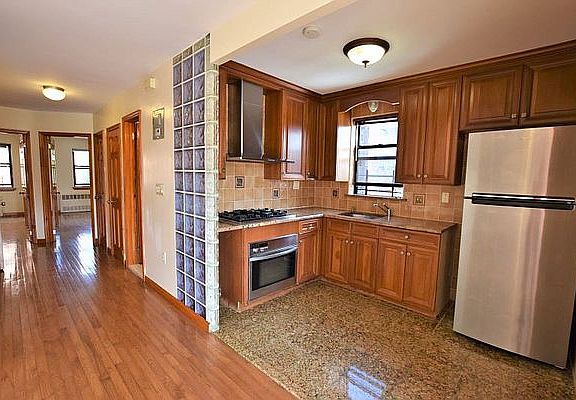 3rd image of 39-47 48th Ave #3