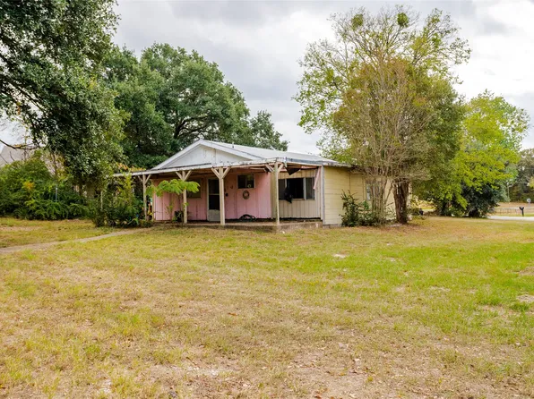306 Bounding Main St, Gun Barrel City, TX 75156