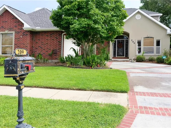 209 Legrande Bayou Ln, Kenner, LA 70065