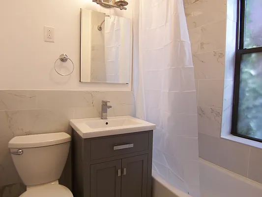 Rented by Oxford Property Group | media 5