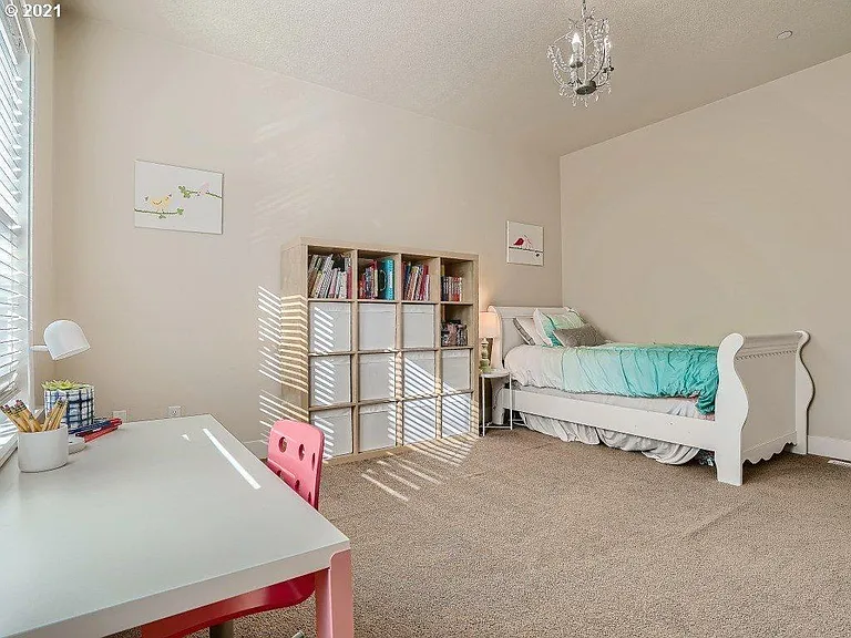28142 SW Iceland Ave — Photo 19