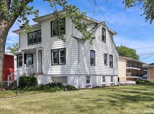 36 S Pistakee Lake Rd, Fox Lake, IL 60020