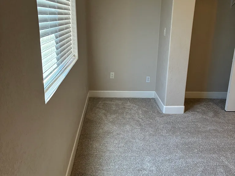 3732 E Marmora St — Photo 9