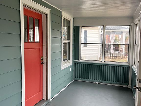 4th image of 1305 Radcliff Ave