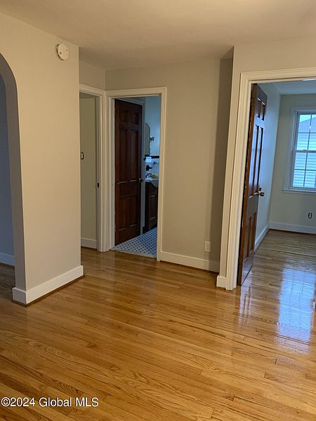 3rd image of 16 Ryckman Avenue