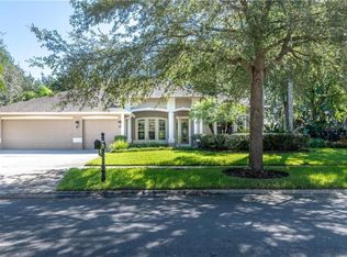 62 Camelot Ridge Dr, Brandon, FL 33511