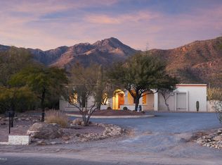 8831 E Saddleback Dr, Tucson, AZ 85749