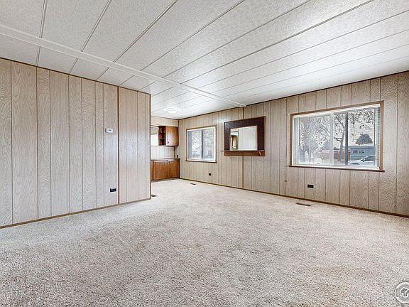 5th image of 426 Westwood Dr