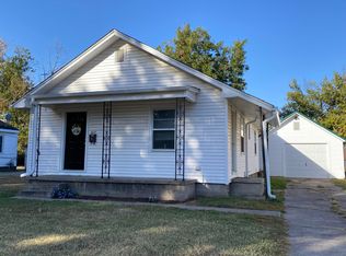 817 G St NW, Miami, OK 74354