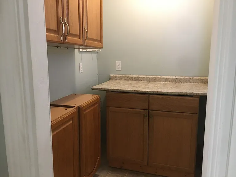 278 E Main St #1 — Photo 7