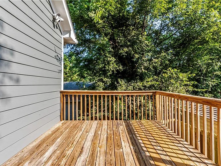 1016 Loma Linda St SW — Photo 7