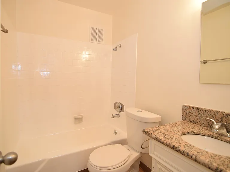 311 S Primrose Ave — Photo 10