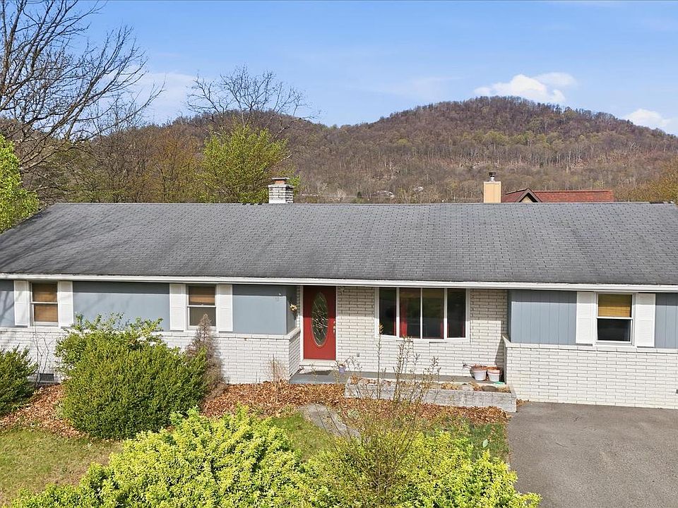 1st image of 12 Juniper Dr