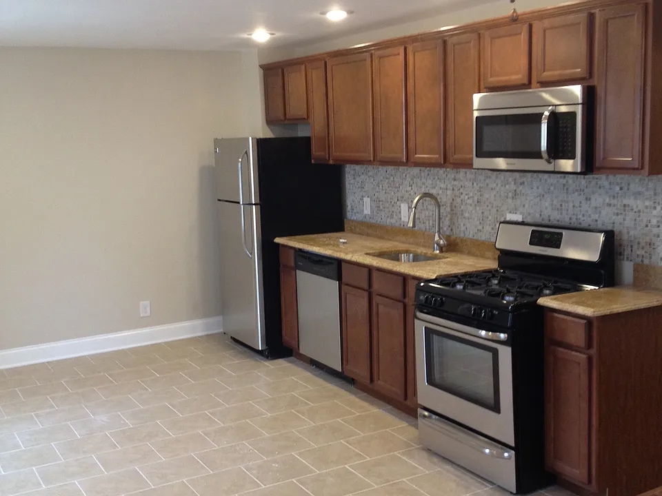 eat in kitchen