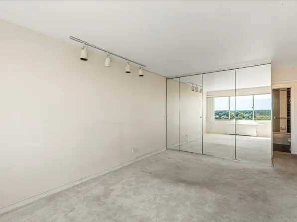 18-15 215th Street image 17 of 30