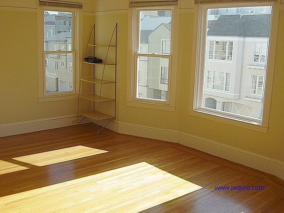 3rd image of 2821 Polk St APT 4