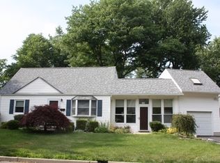 10 Mansfield Ave, East Brunswick, NJ 08816