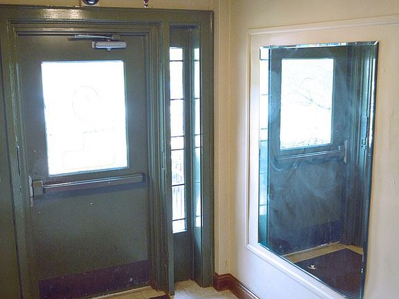 4th image of 835 W Wayne St APT 103