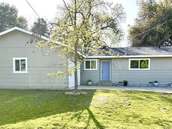 1926 Lindeena Ln, Redding, CA 96002