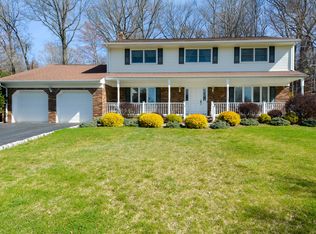 11 Divan Way, Wayne, NJ 07470