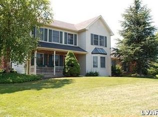 139 Wildflower Dr, Allentown, PA 18104