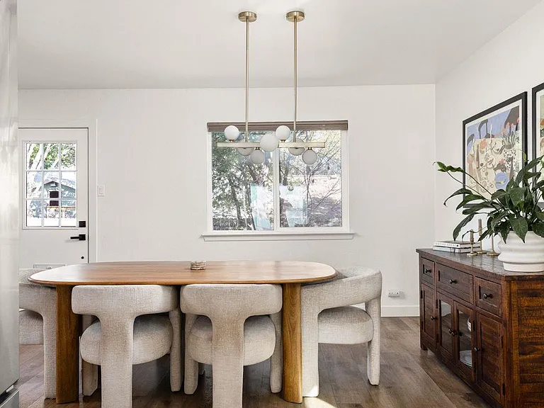 7909 Manassas Dr — Photo 23