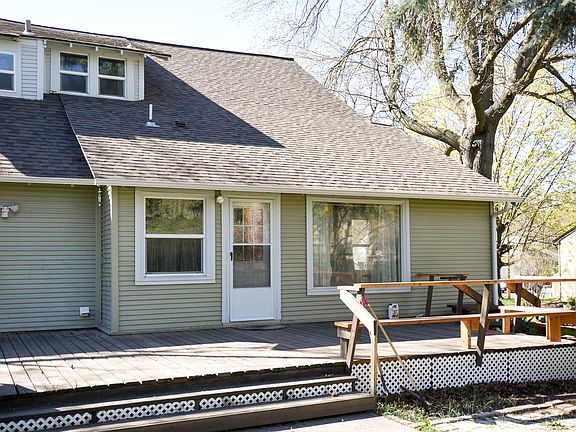 3rd image of 1323 Walla Walla Ave #1