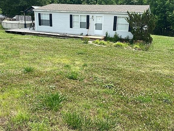 2nd image of 230 Steamboat Dr
