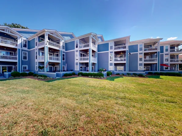 1105 Torrence Cir, Davidson, NC 28036
