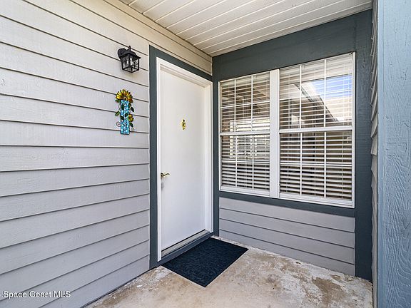 5th image of 290 Lake In The Woods Dr #2-110