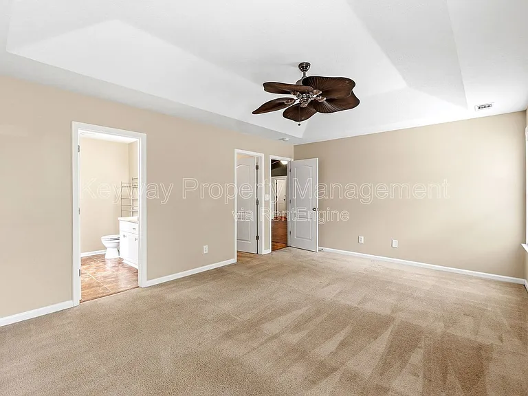 3124 Saint Charles Ave — Photo 7