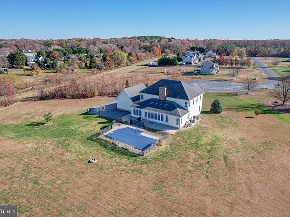 5th image of 133 Browning Ln