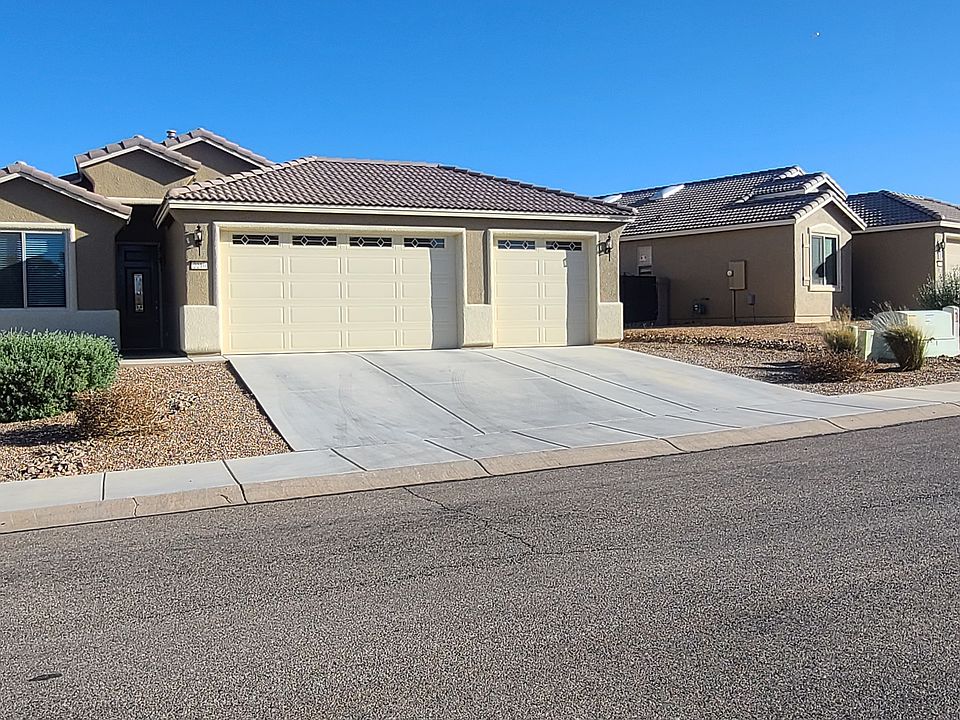 1st image of 2210 Jacks Dr