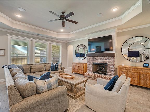 2nd image of 4023 Crooked Creek Path
