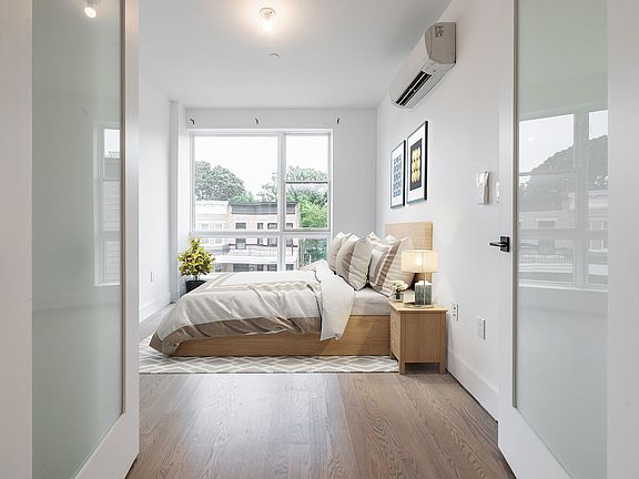 3rd image of 254 E 28th St #2L
