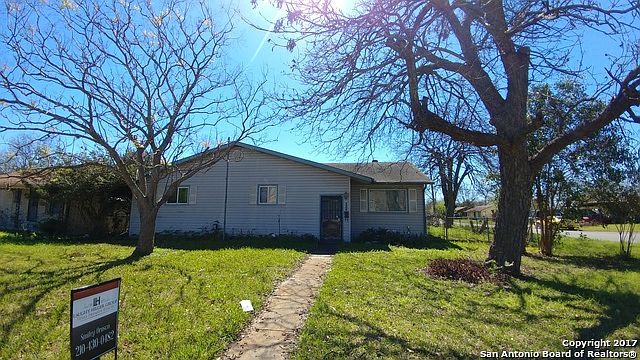 1st image of 230 Ellana Claire St