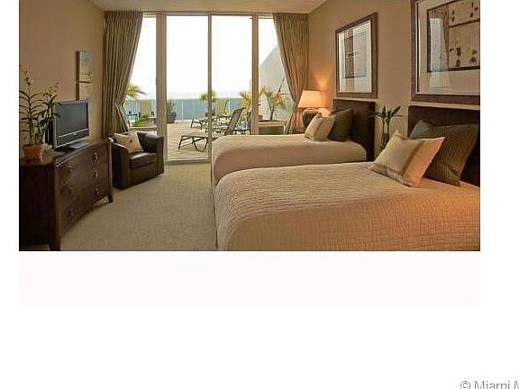 5th image of 18101 Collins Ave #5507-TS07