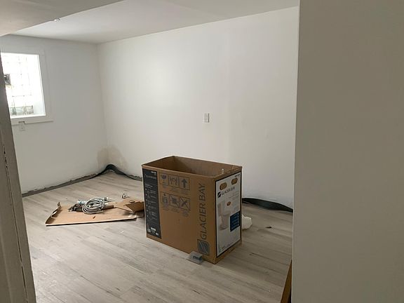 2nd image of 4954 N Kentucky Ave #B
