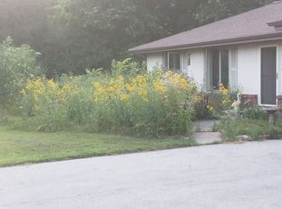 135 E Russell St, Rockton, IL 61072
