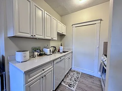 10 Alton Pl #1 — Photo 9