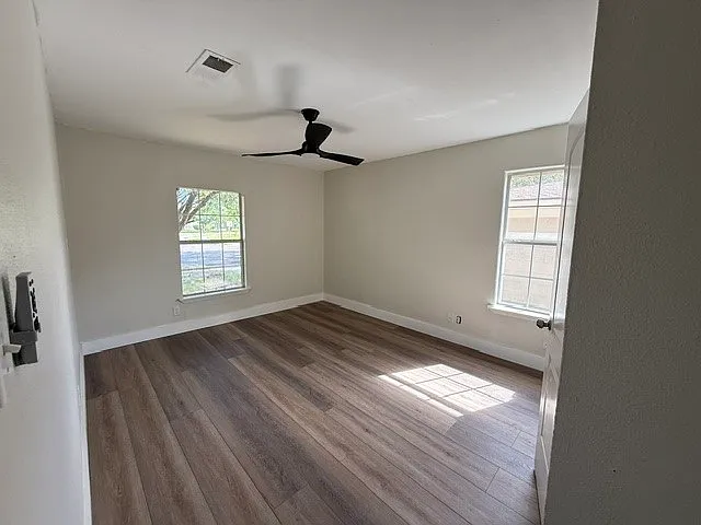 1005 Grant Pl — Photo 9