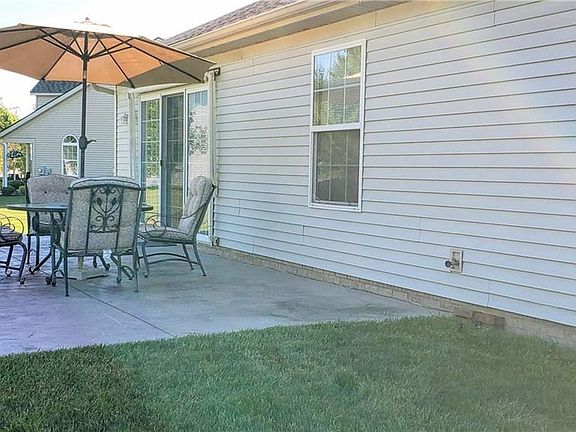 3rd image of 8736 Crestview Dr
