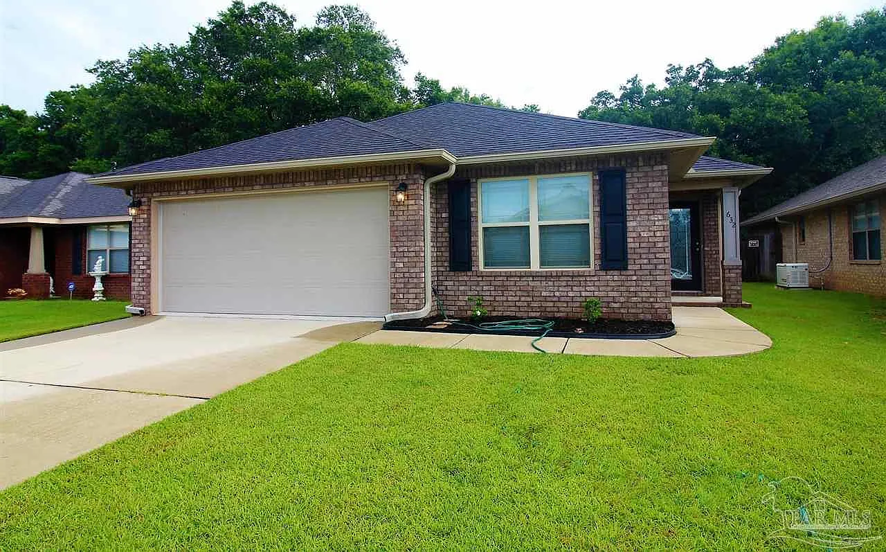 3 bed, 1663 sqft, $1,850 — Photo 1