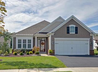 10 W Baccio Ln, Farmingdale, NJ 07727