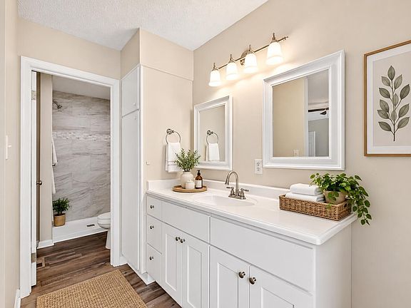 4th image of 23 Patriot Cir