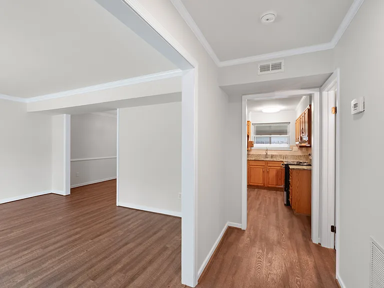 1768 Olympic Dr — Photo 9