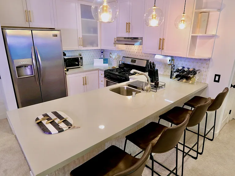 4702 Fulton Ave #302 — Photo 3