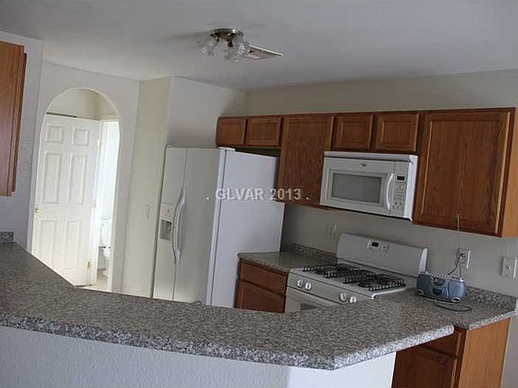 4th image of 3539 Greenwood Springs Dr