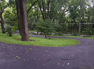 6071 Cherry Valley Rd, Stroudsburg, PA 18360